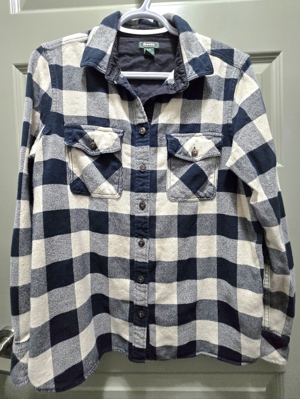 Roots Navy and Cream Plaid Button-Front Shirt with Elbow Patch Size Small